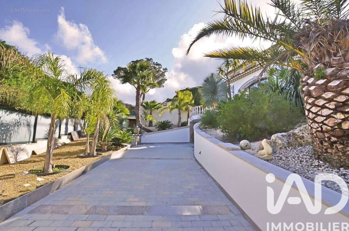 Photo 2 - Maison à MANDELIEU-LA-NAPOULE