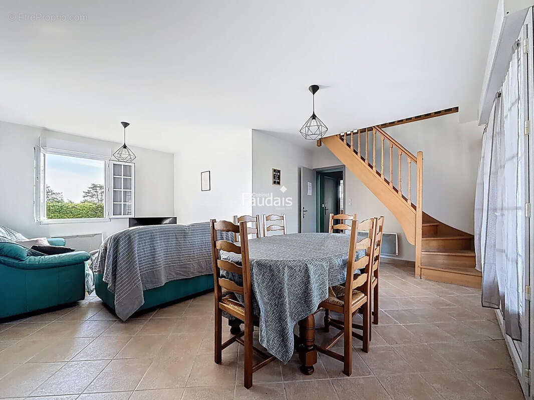 Maison 84 m² à Gouville-Sur-Mer  - photo 6