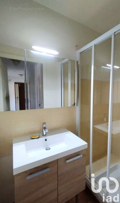 Photo 9 - Appartement à CALUIRE-ET-CUIRE