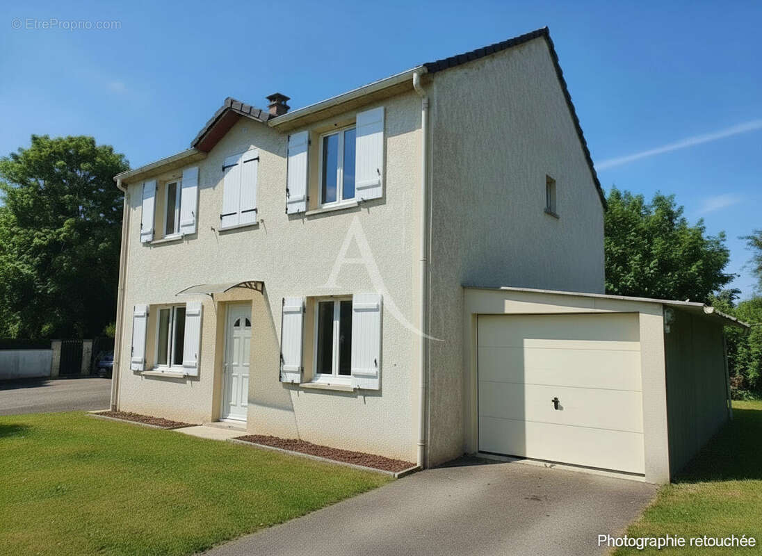 Maison à NOYERS-SUR-CHER