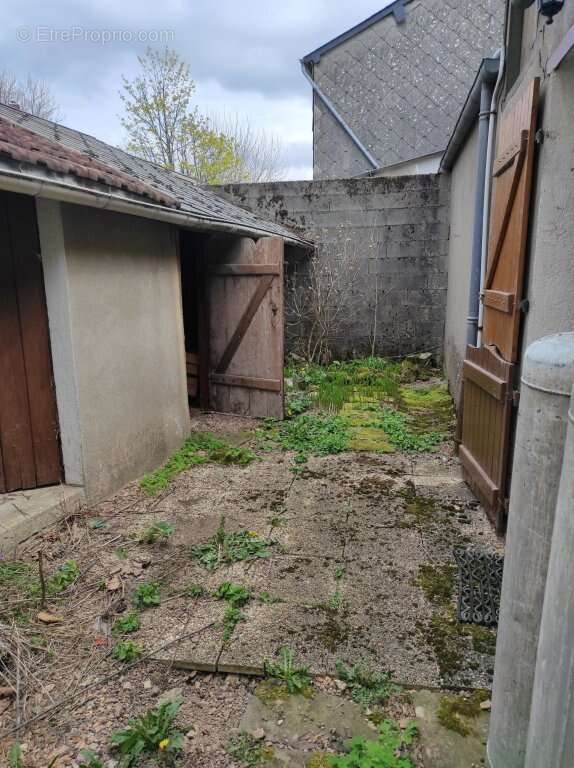 Maison à CHATEAU-CHINON(VILLE)