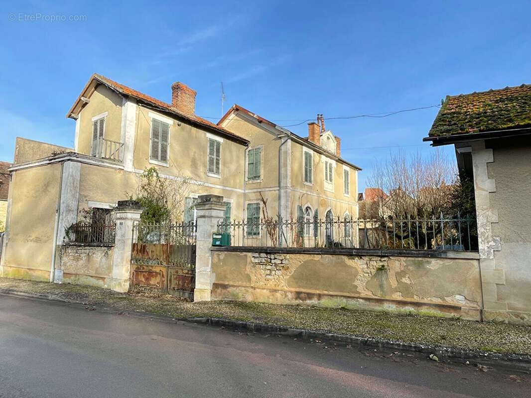 Maison à CHABLIS