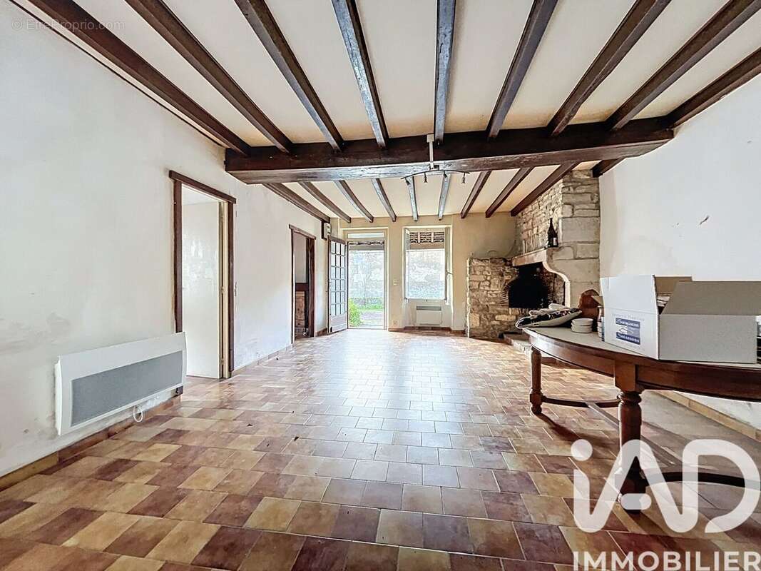 Maison 156 m² à Mailly-La-Ville  - photo 7