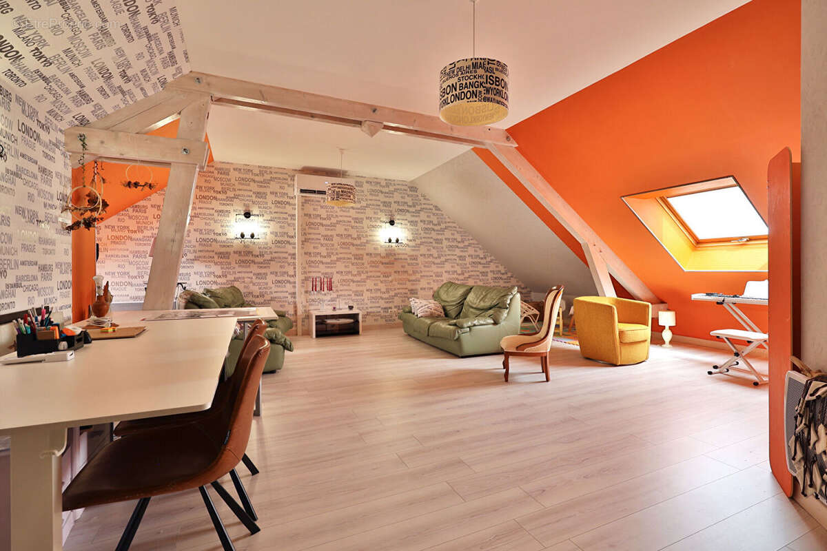 Maison à GRESY-SUR-AIX