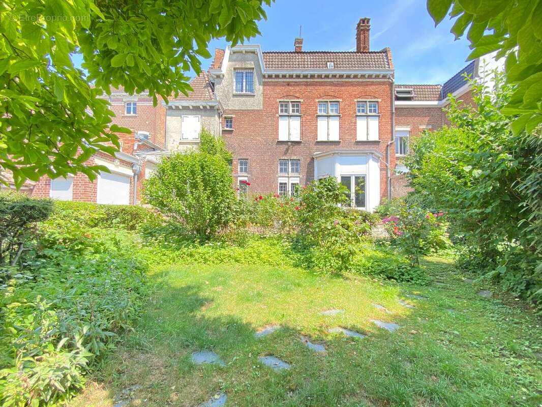 Maison à LA BASSEE