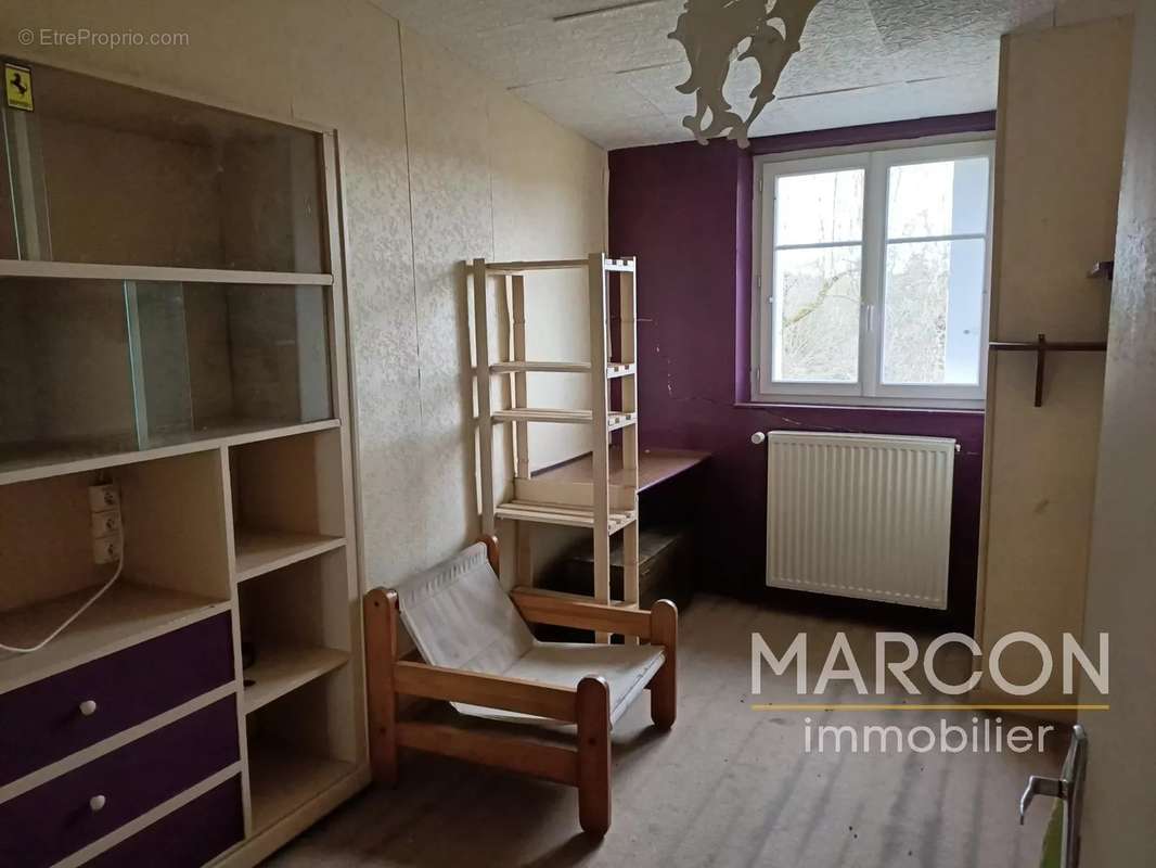 Maison à LA VILLENEUVE