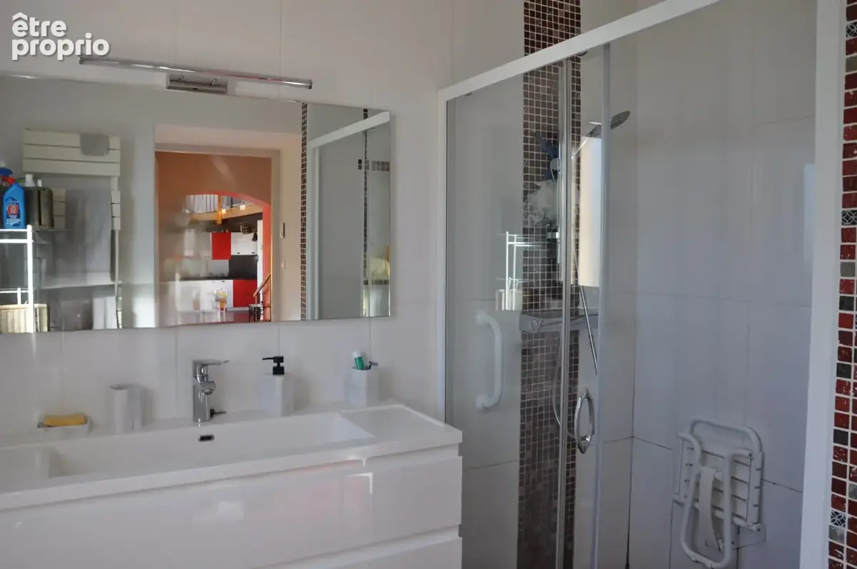 Belle villa atypique de 165 m2, avec une parcelle de terrain de 12327 m2 - photo 10