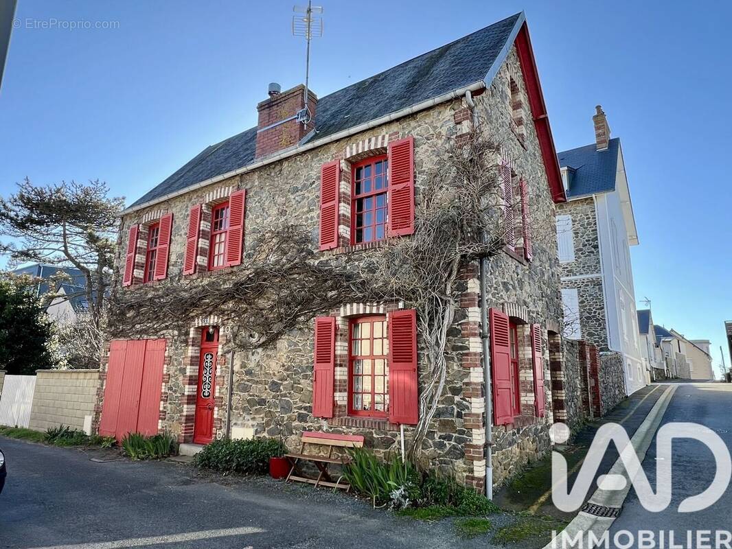 Photo 1 - Maison à AGON-COUTAINVILLE
