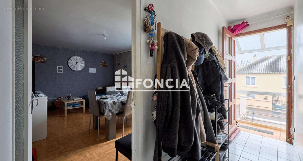 Maison à FLEURY-SUR-ORNE