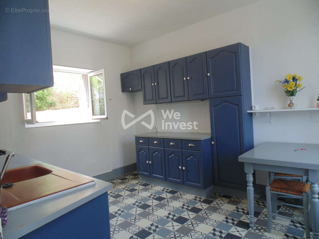 Maison 73 m² à Corbigny  - photo 2