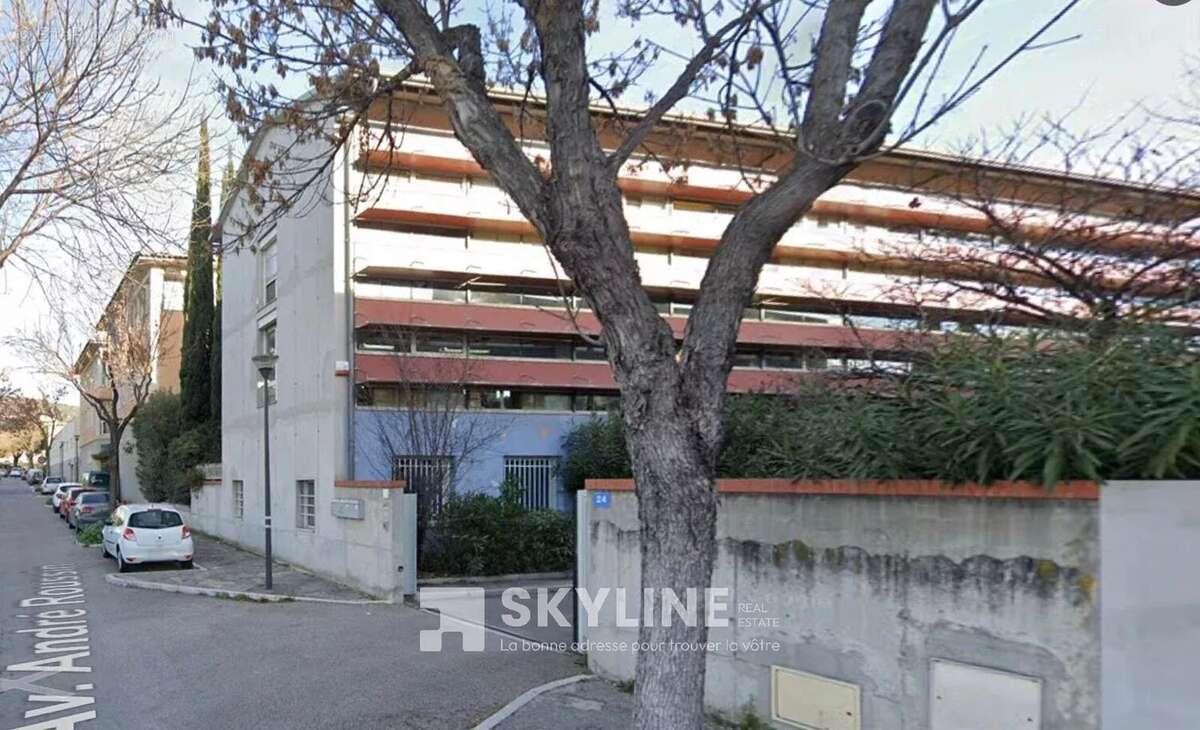 Commerce à MARSEILLE-16E