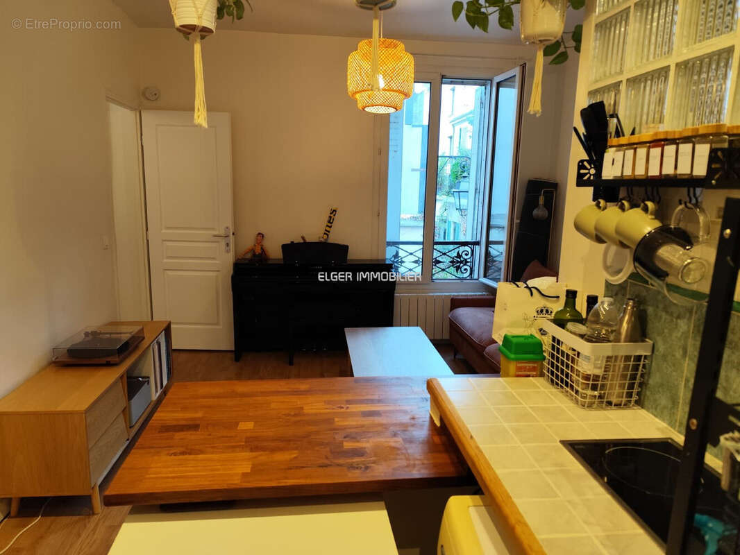 Appartement à PARIS-17E