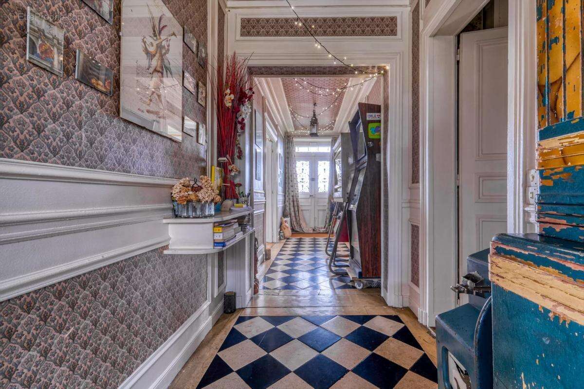 Maison à SAINT-LEU-D&#039;ESSERENT