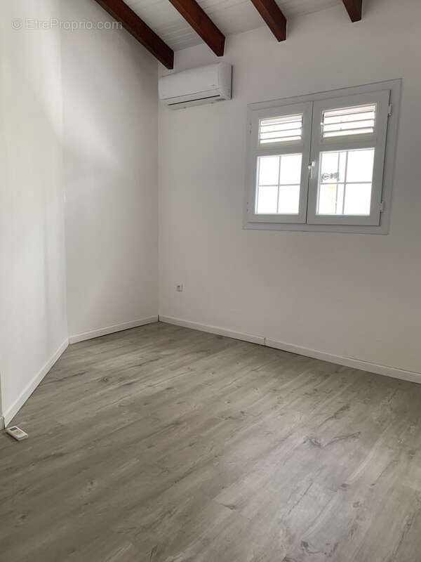 Maison à LES TROIS-ILETS