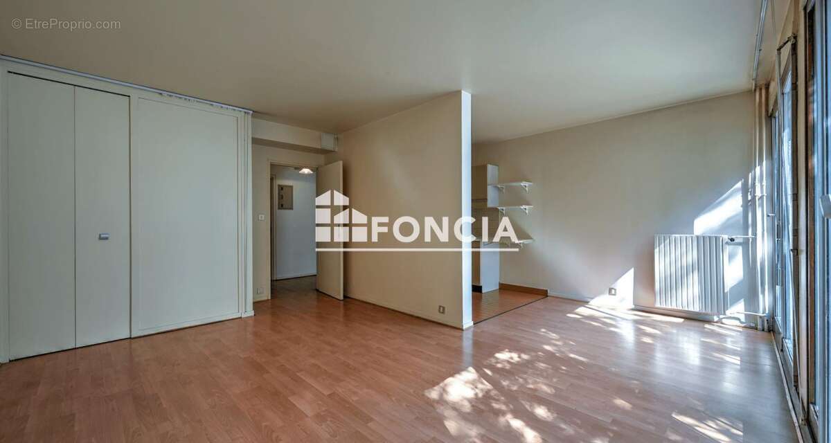 Appartement à VERSAILLES
