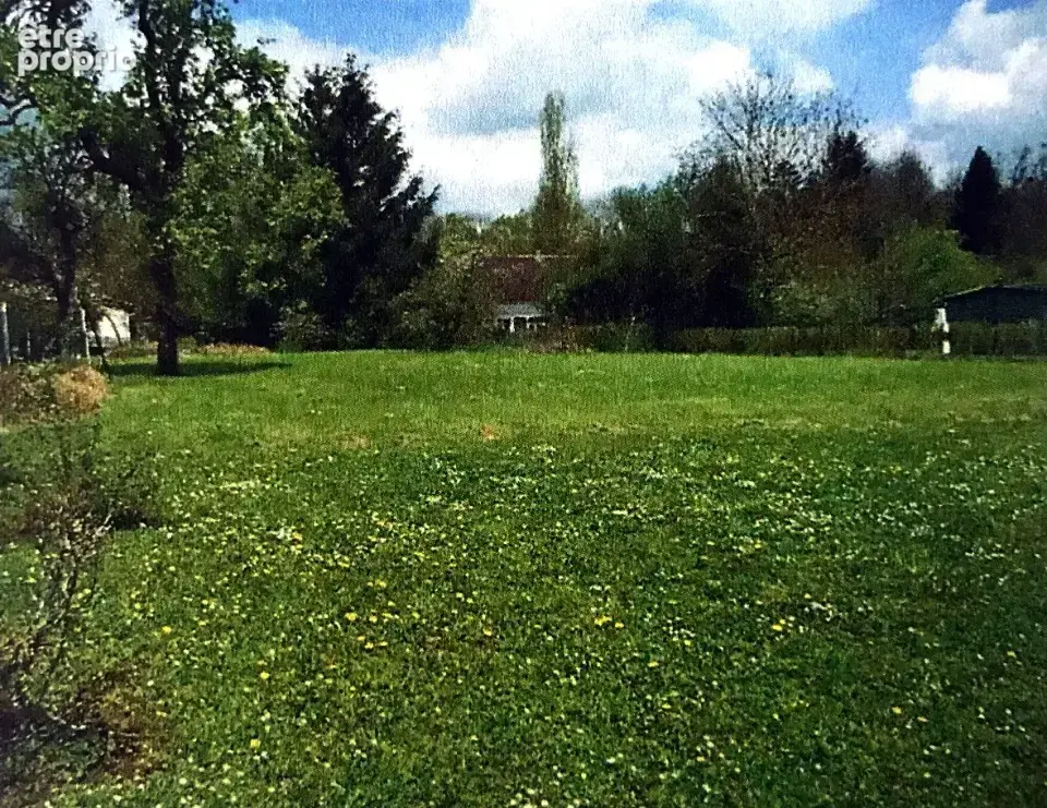 Terrain à SAINT-PHAL