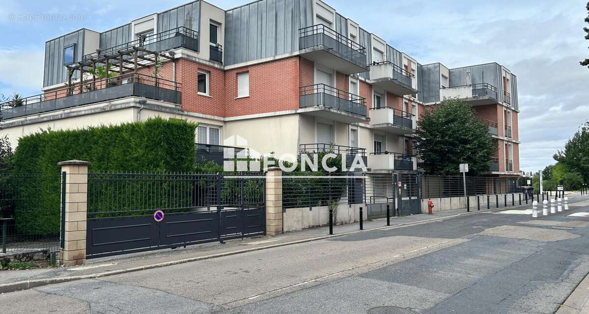 Appartement à CARRIERES-SOUS-POISSY