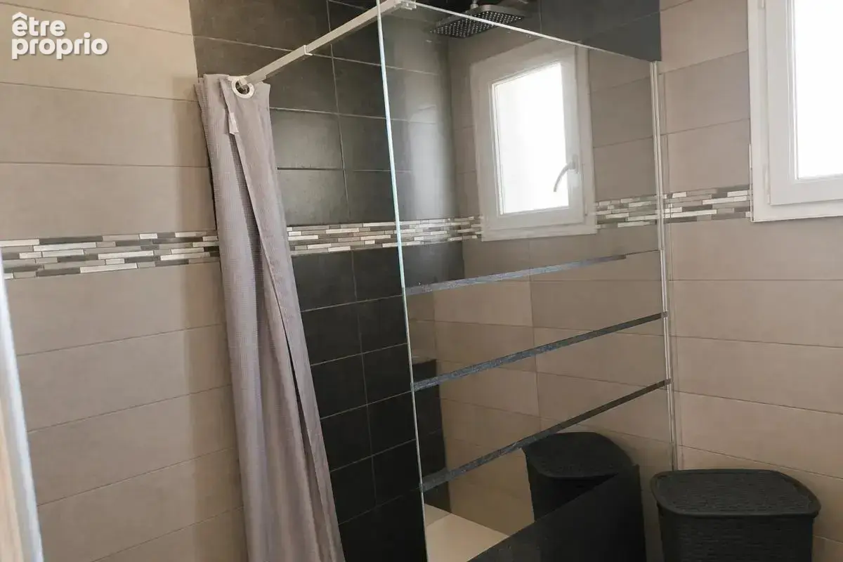 Maison de 1 pièce de 190 m² à Saint-Nazaire - photo 8