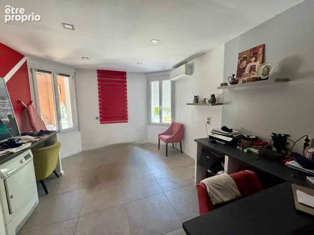 Maison familiale de 231 m² avec piscine, double garage et studio indépendant - photo 14
