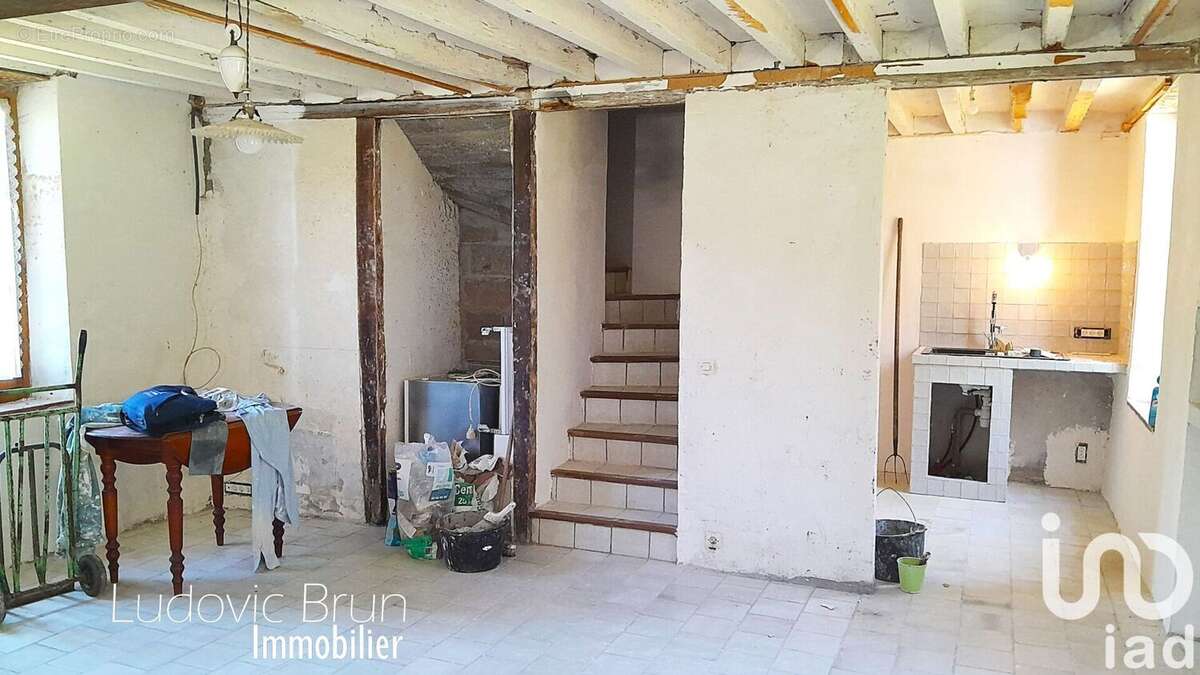 Photo 6 - Maison à LES ORMES