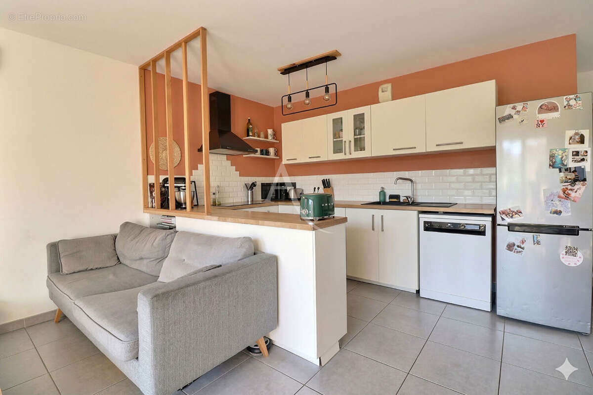 Appartement à MARSEILLE-12E