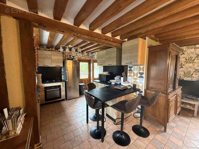 Maison à PREAUX-SAINT-SEBASTIEN