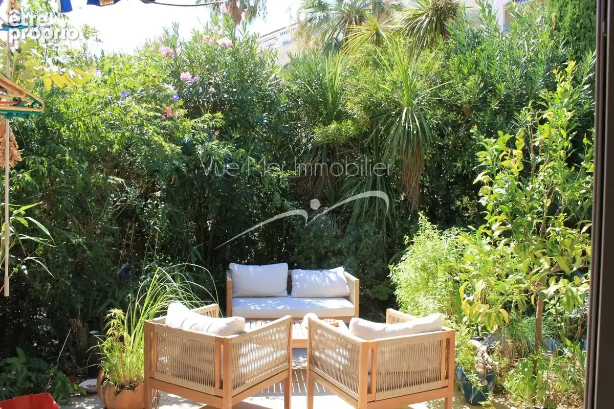 Le lavandou – appartement / maison 3 chambres avec jardin, piscine et plage à pied - photo 2