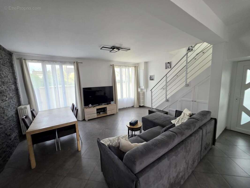 Photo 4 - Maison à SAVIGNY-SUR-ORGE