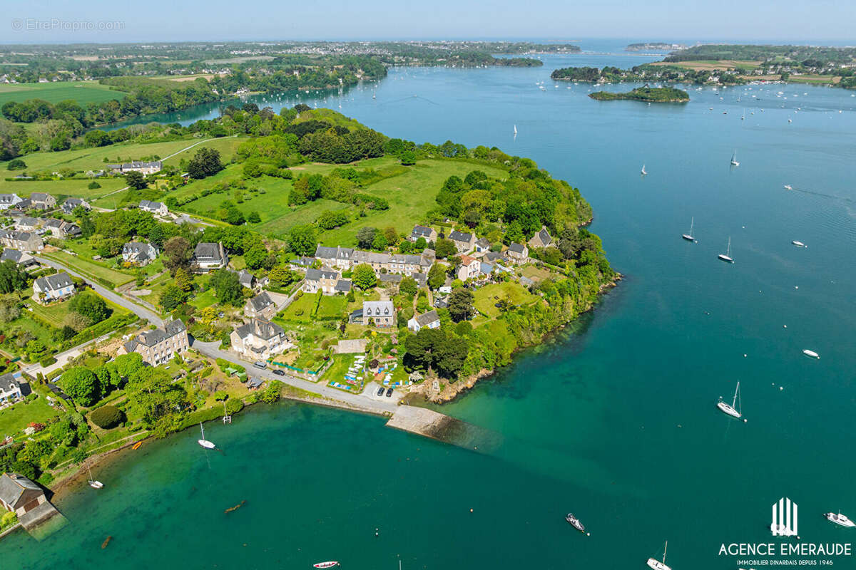 Maison à LE MINIHIC-SUR-RANCE