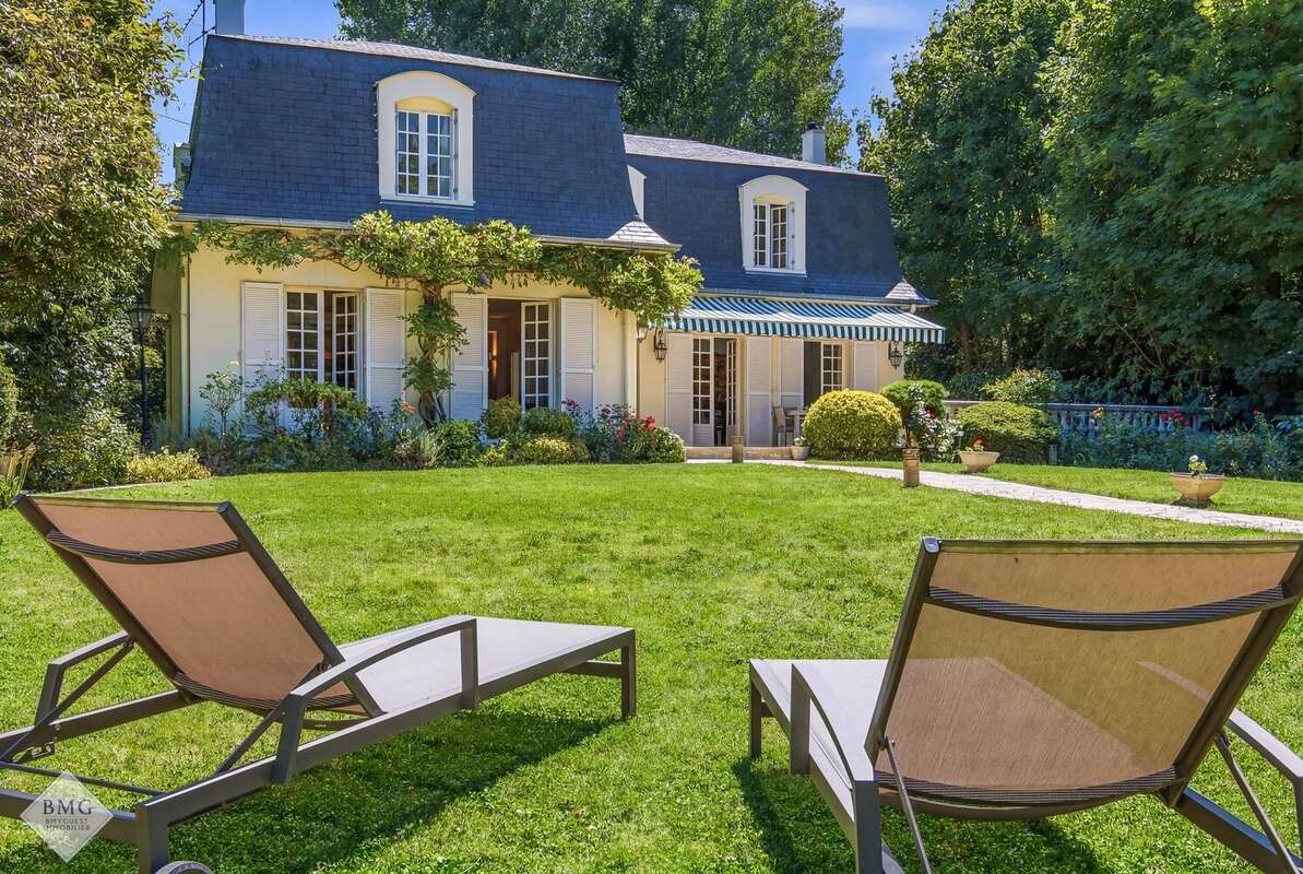 Villa d'exception – Hameau de la Jonchère, Rueil-Malmaison - photo 2