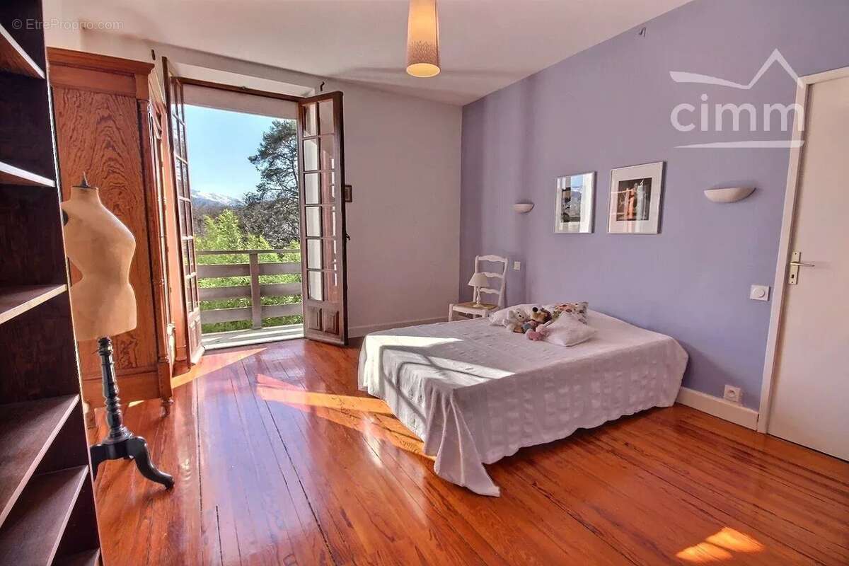 Maison à CHAPAREILLAN