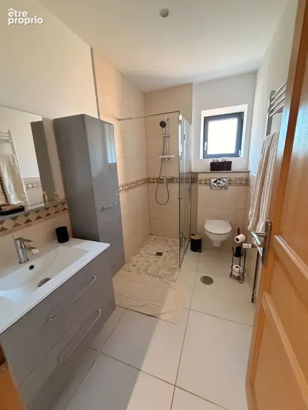 Maison familiale, 5 chambres (possibilité 7) double garages sur 5800 m² de terrain - photo 12