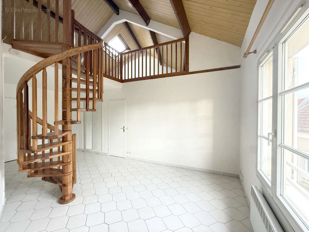 Appartement à HOUDAN