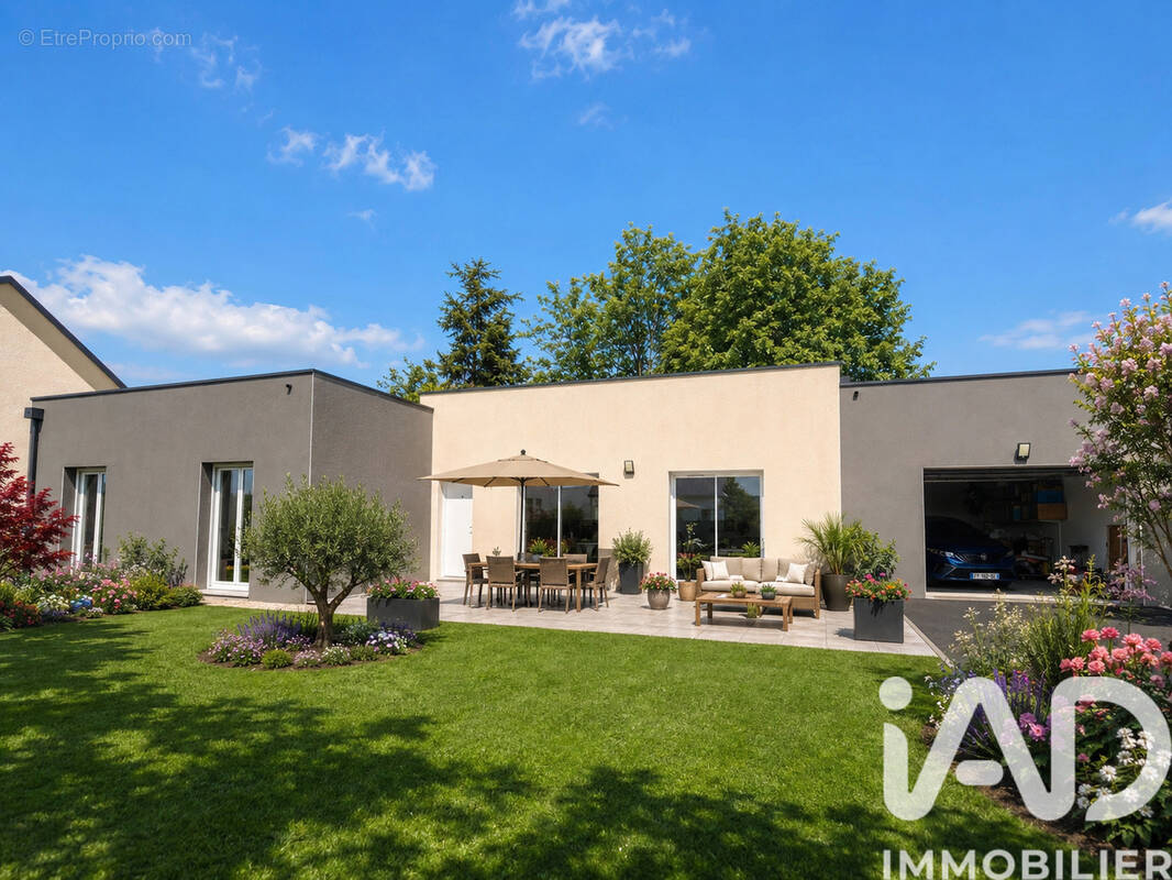 Photo 1 - Maison à SORIGNY