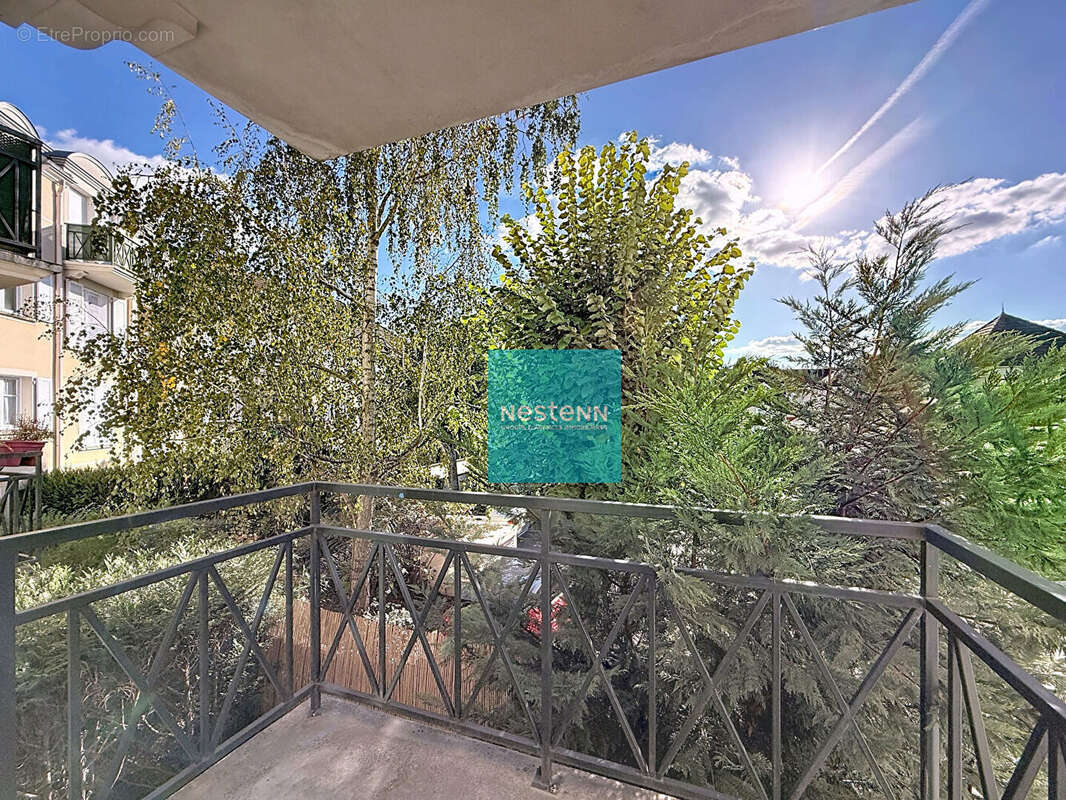 Appartement à LE PLESSIS-BOUCHARD