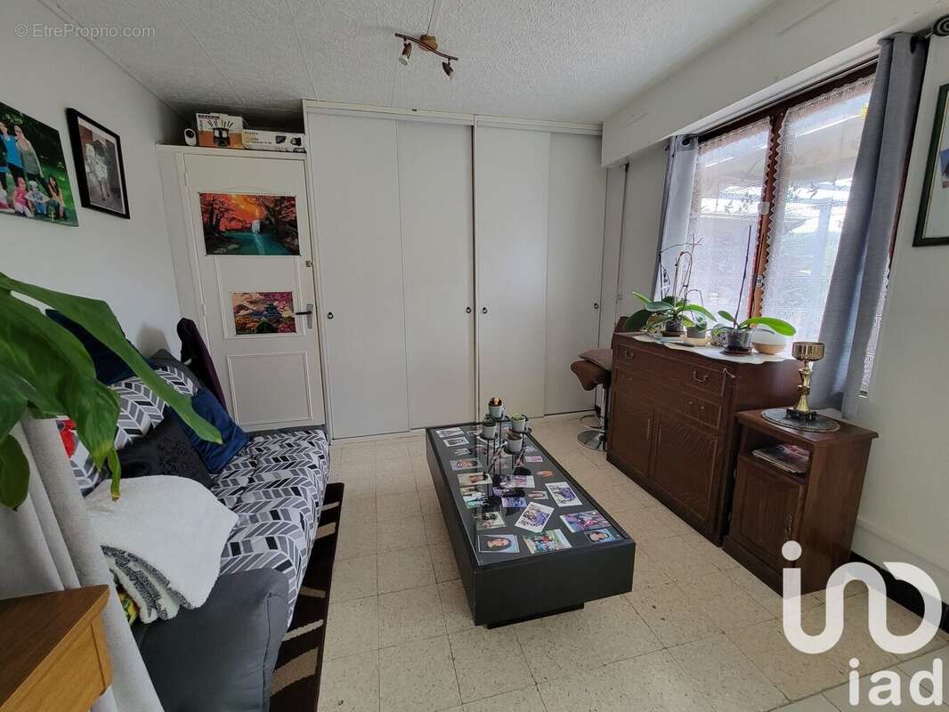 Maison 84 m² à Conde-En-Brie  - photo 5