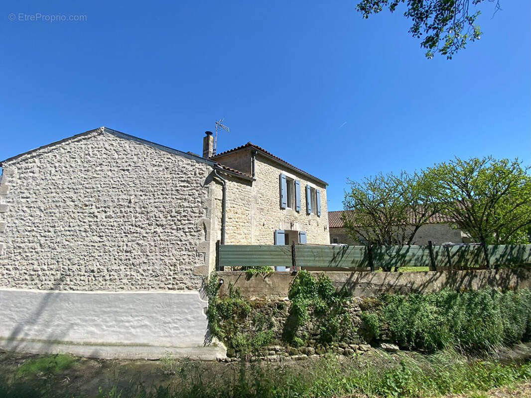 Maison à LANDRAIS