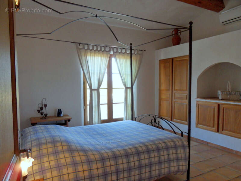 Maison à PLAN-DE-LA-TOUR