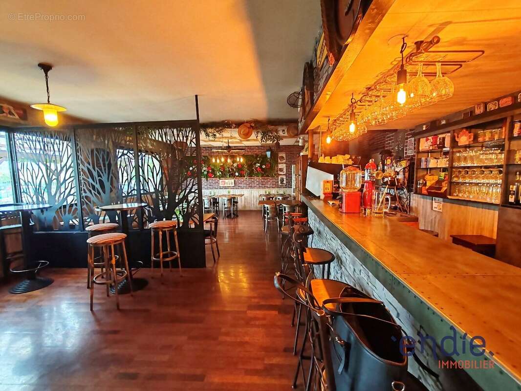 Commerce à POITIERS