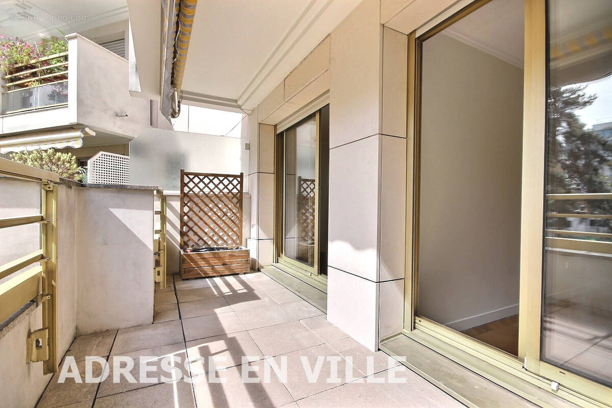 Appartement à LEVALLOIS-PERRET