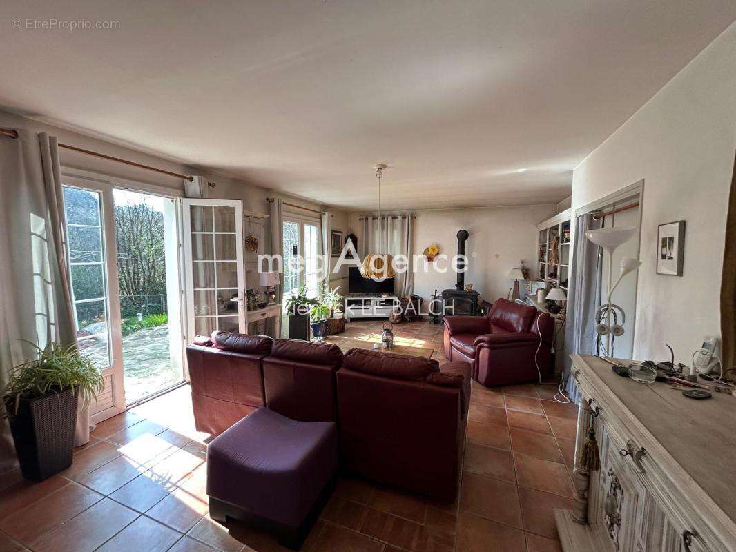 Maison à LE VIEUX-MARCHE