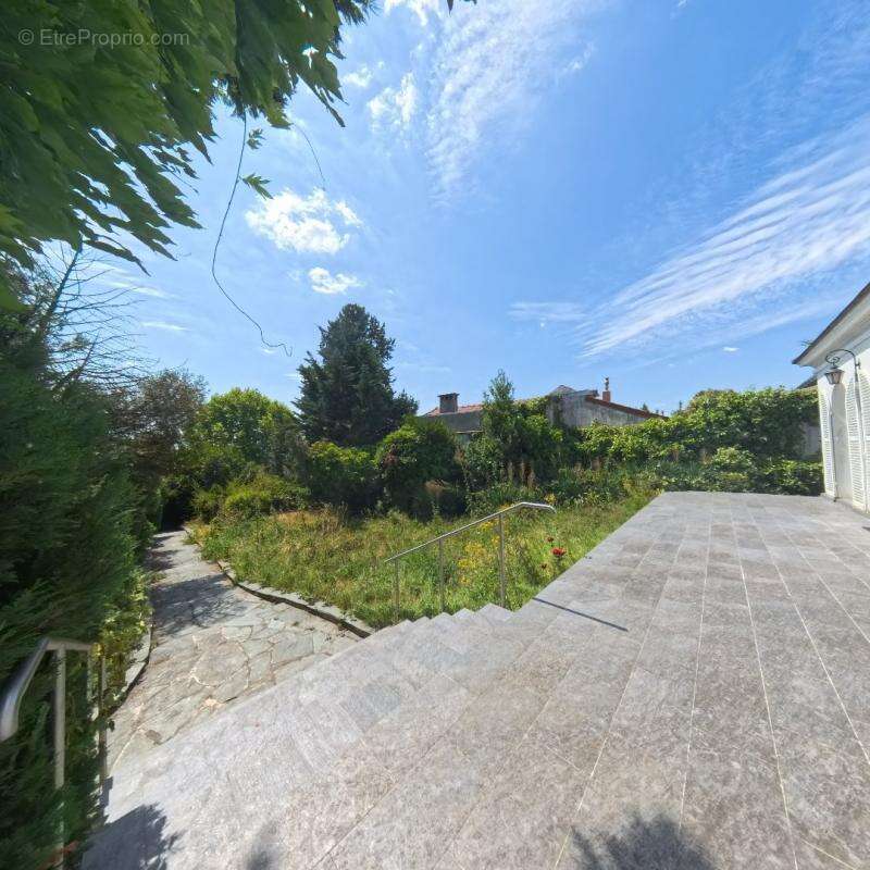 Maison à NOGENT-SUR-MARNE