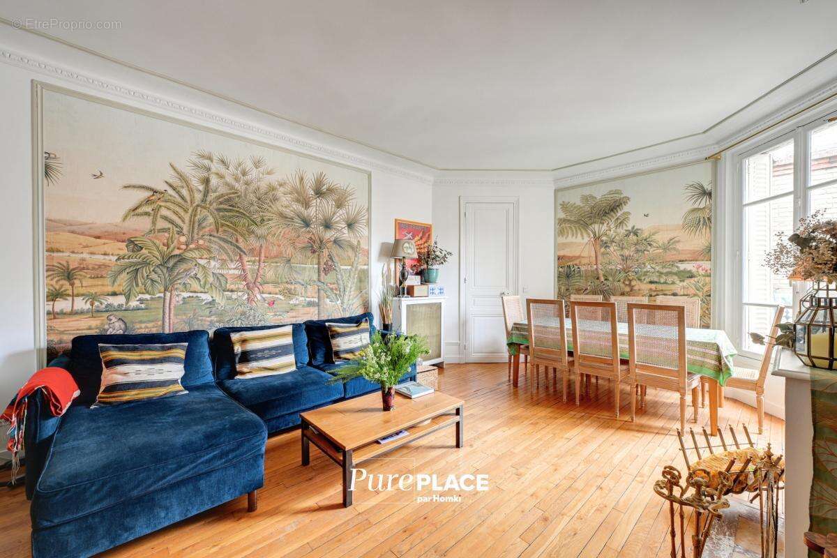 Appartement à PARIS-16E