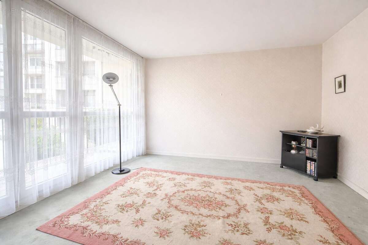 Appartement à ISSY-LES-MOULINEAUX