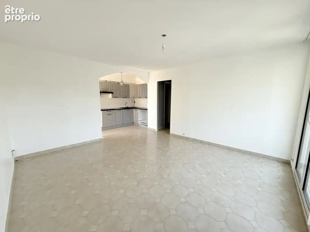 Trés beau T4 de 63,77m2 LC,avec balcon - photo 4