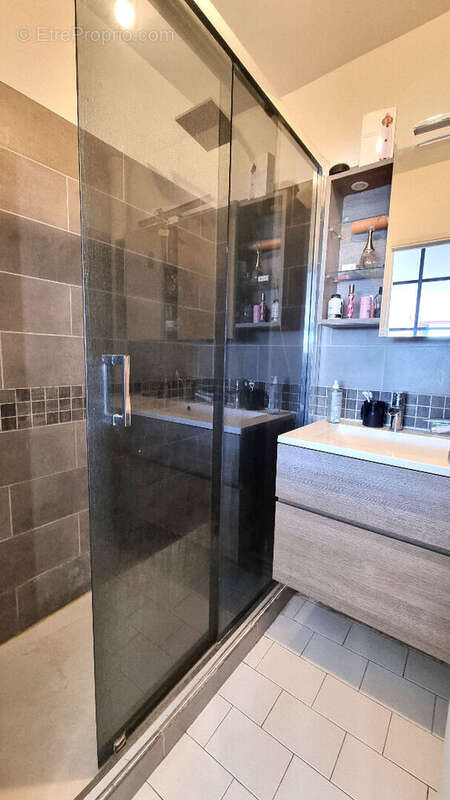 Appartement à HOUILLES