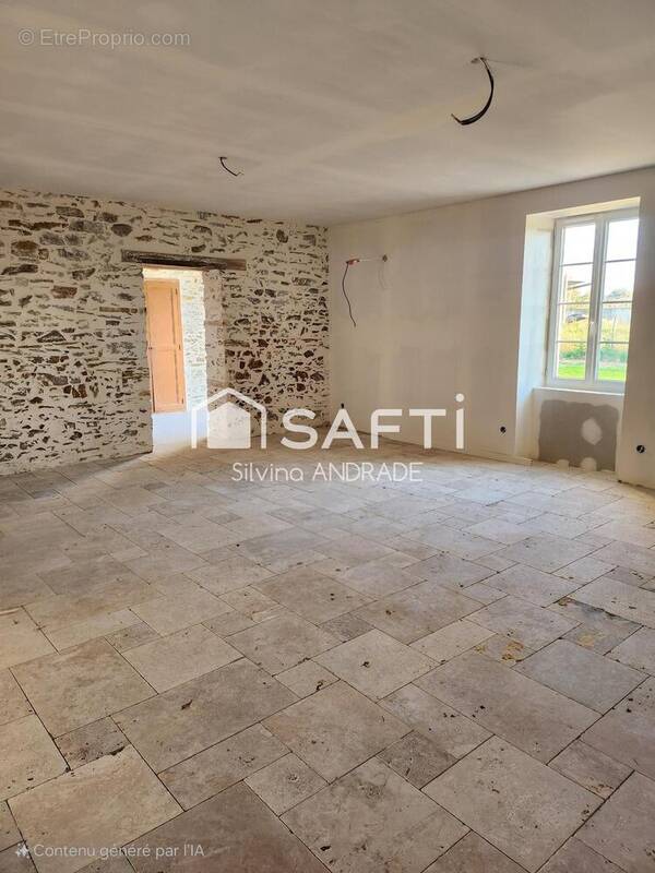 Photo 1 - Maison à GROSBREUIL