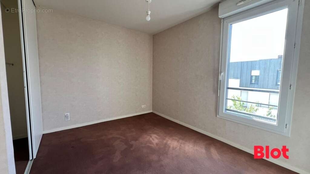 Appartement à ORGERES