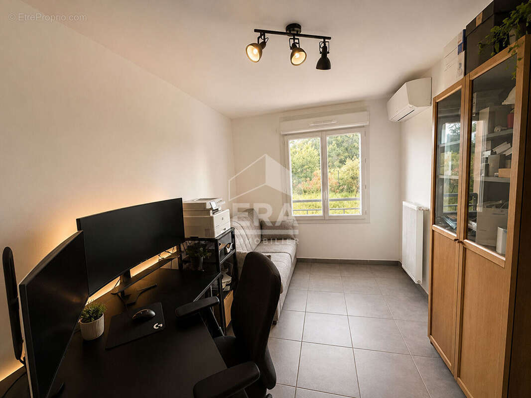 Appartement à LE MUY