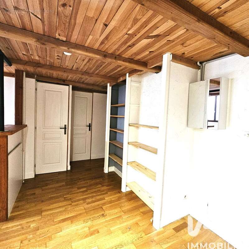 Photo 8 - Appartement à ROCHE-LA-MOLIERE